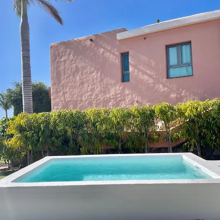 Homeforguest Salobre Villa, 5pax, Pool And Great Views Hébergement de vacances San Bartolomé