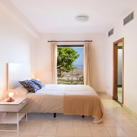 Homeforguest Salobre Villa, 5pax, Pool And Great Views